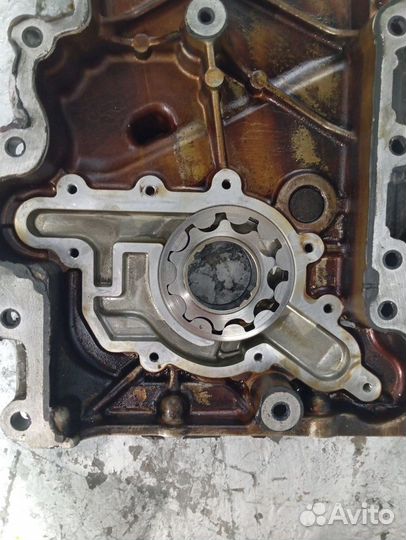 Крышка двигателя Kia Sportage 4 QL 2015 213502E350