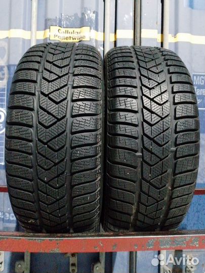 Pirelli Winter Sottozero 3 215/55 R16