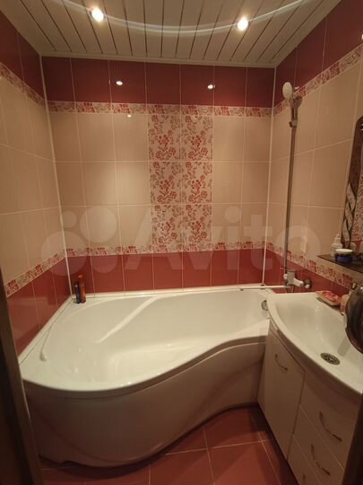 3-к. квартира, 65 м², 8/9 эт.