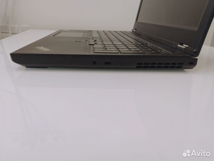 Lenovo Thinkpad P53 (i9 9880H, RTX 4000)