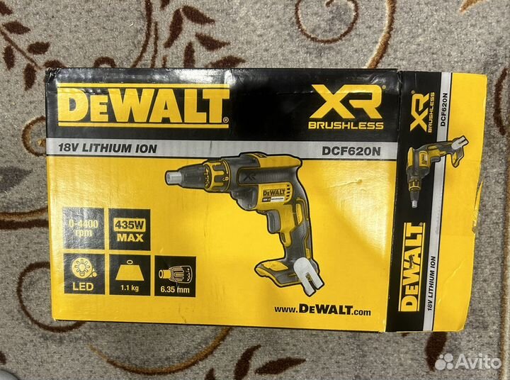 Ленточный шуруповерт dewalt