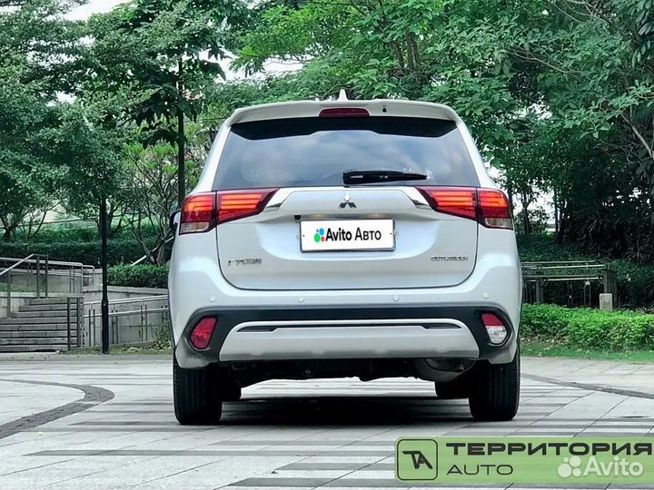 Mitsubishi Outlander 2.0 CVT, 2021, 24 000 км