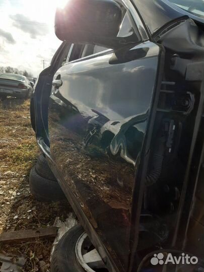 Дверь передняя правая Infiniti Q70