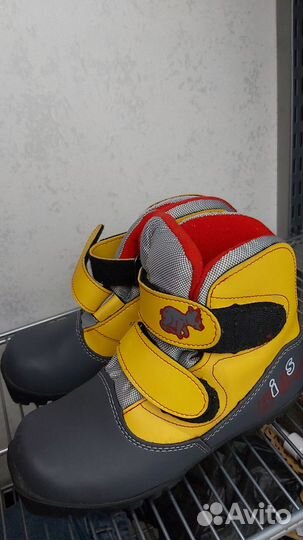 Лыжные ботинки