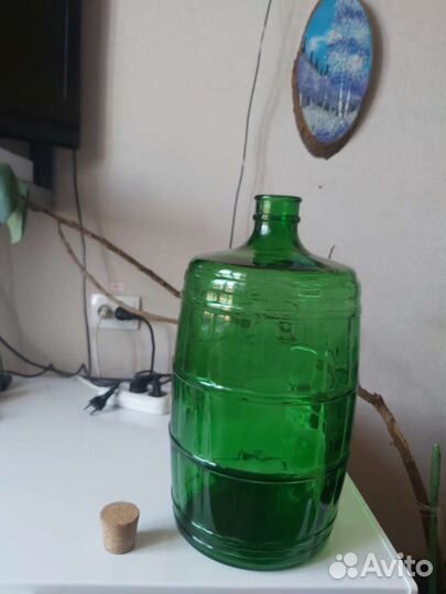 Бутыль 10 литров стеклянная,зелёная
