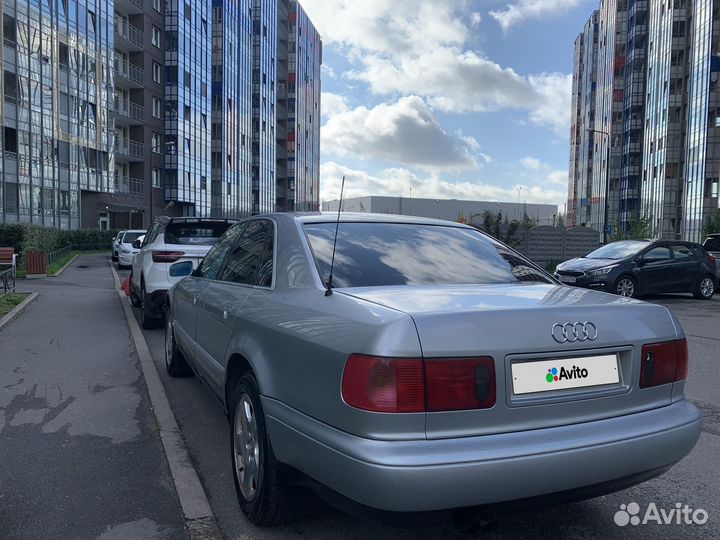 Audi A8 2.8 AT, 1998, 350 000 км