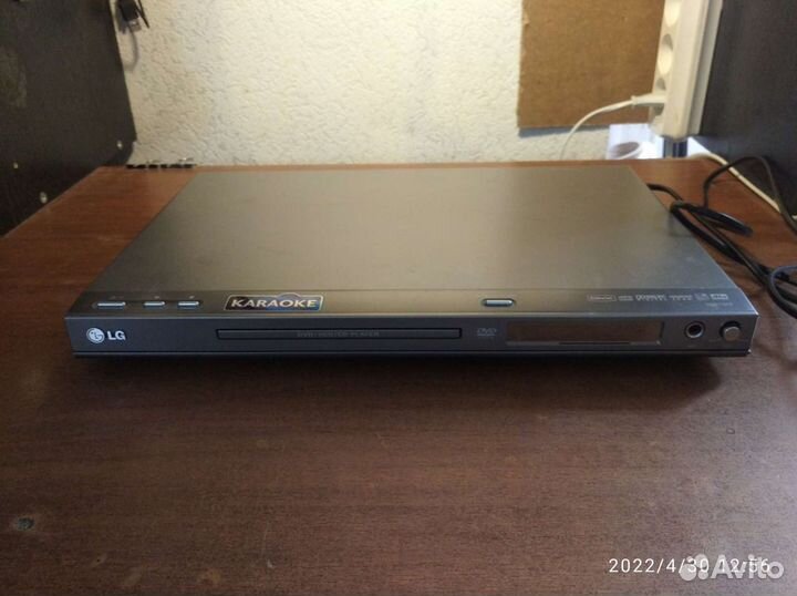 DVD проигрыватель LG DK673XS