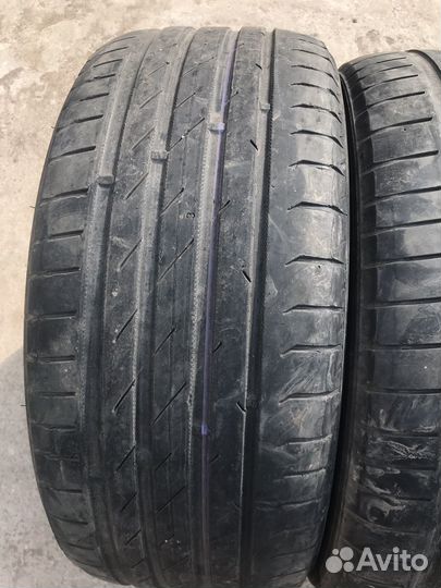 Nokian Tyres Hakka Black 225/45 R17 и 245/40 R17 94Y