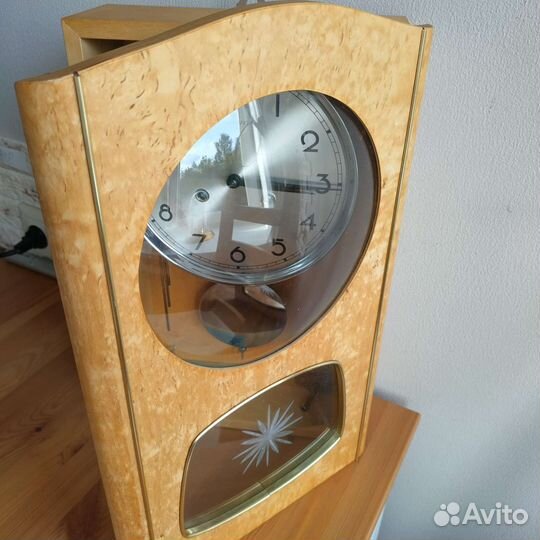 Часы настенные механические Junghans