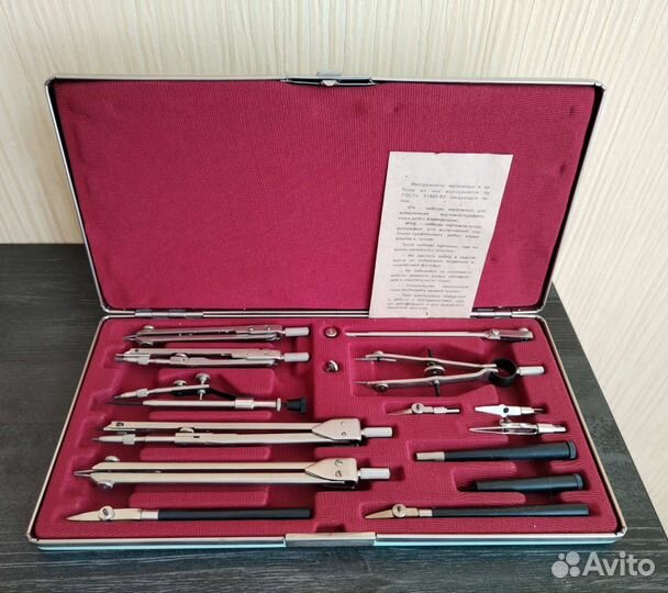 Готовальня нчк -15-1-01, в бардовом цвете