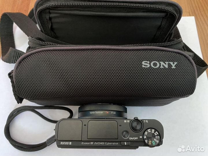 Компактный фотоаппарат Sony RX-100 III