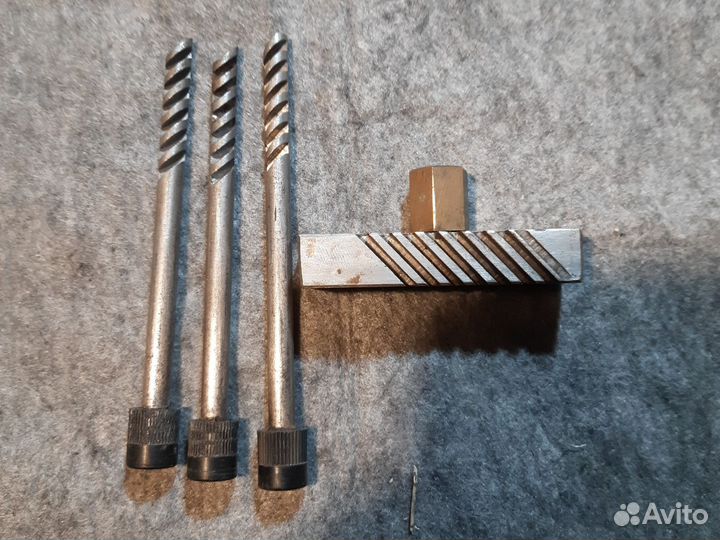 Замок гаражный внутренний