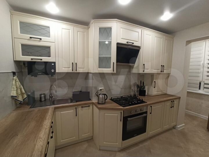 2-к. квартира, 55 м², 3/9 эт.