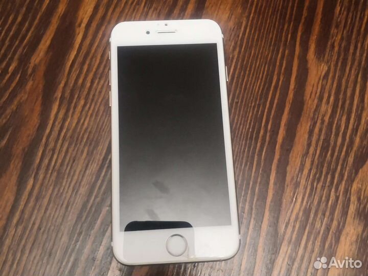 iPhone 6S, 64 ГБ