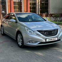 Hyundai Sonata 2.4 AT, 2012, 250 000 км, с пробегом, цена 1 300 000 руб.