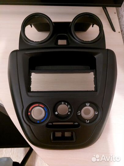 Передняя панель granta