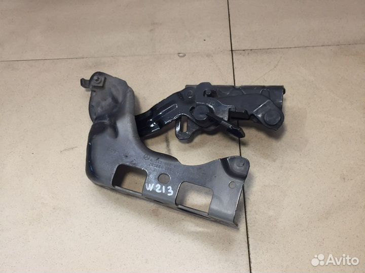 Mercedes W213 Петли капота