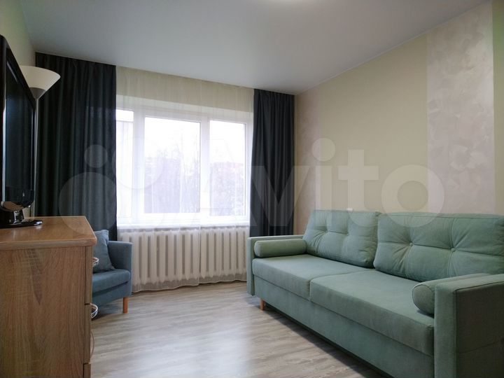 2-к. квартира, 42 м², 3/5 эт.