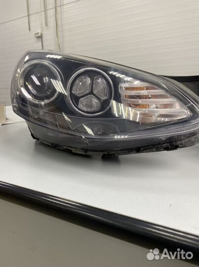 Комплект фар Kia Sportage 4 галоген