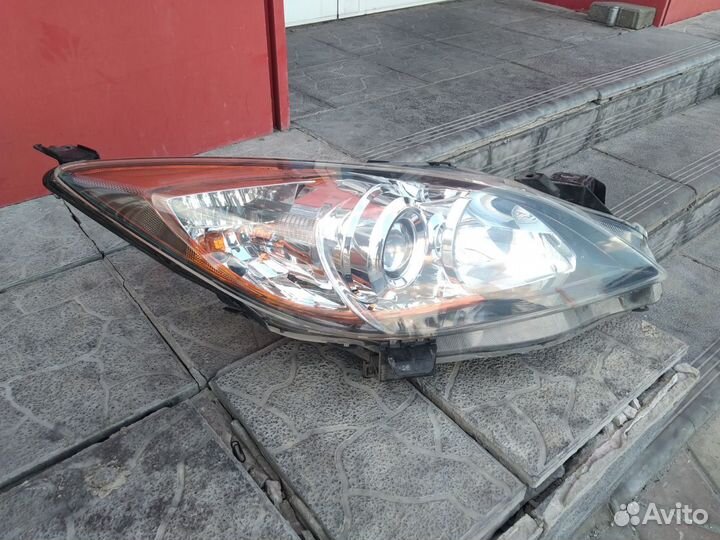 Передняя правая фара Мазда 3 BL рестайл 2011-2013