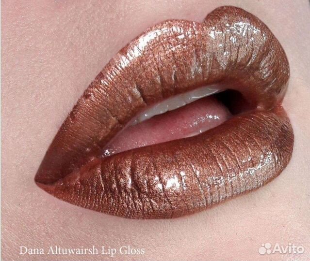 Блеск для губ Revolution