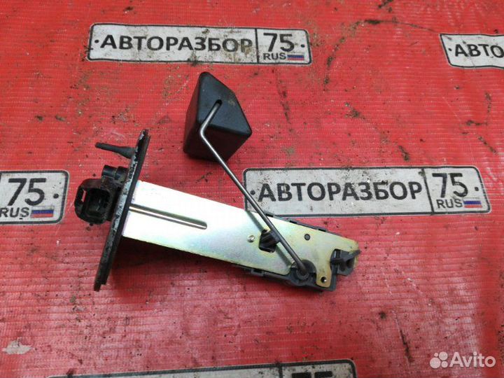 Датчик уровня топлива Toyota Caldina AZT246W