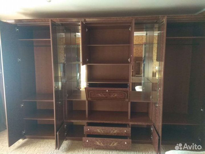 Стенка в гостиную бу