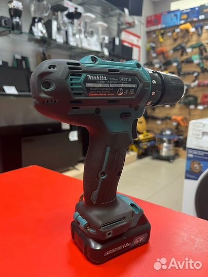 Аккумуляторная дрель- шуруповерт Makita DF331D