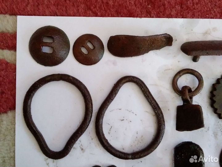 Изделия конской упряжи одним лотом