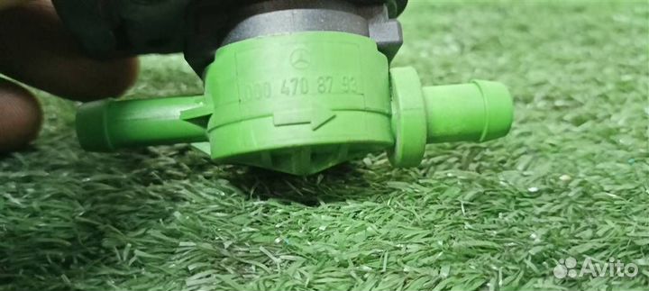 Клапан вентиляции топливного бака Mercedes Benz W