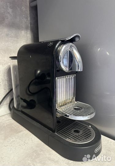 Кофемашина delonghi nespresso + набор чашек