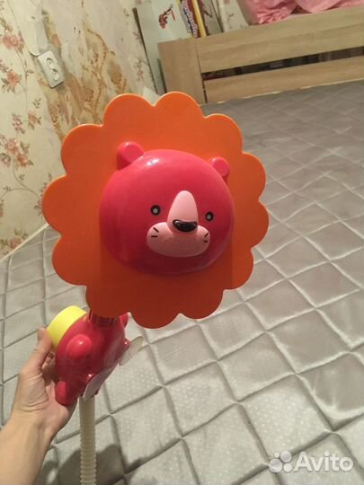 Игрушка для купания на присосках «Львёнка»