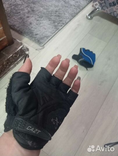 Велосипедные перчатки
