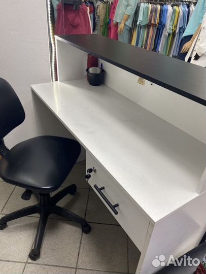 Кресло продавца