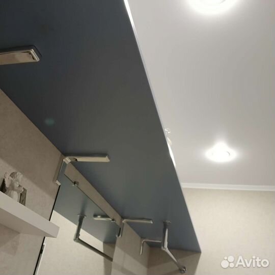 Вешалка в прихожую и полка