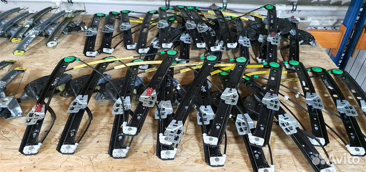 Стеклоподъемник двери, передний BMW E46