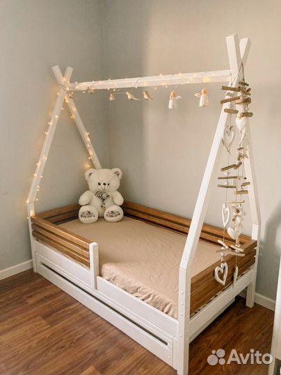 Кроватка вигвам домик из массива детская