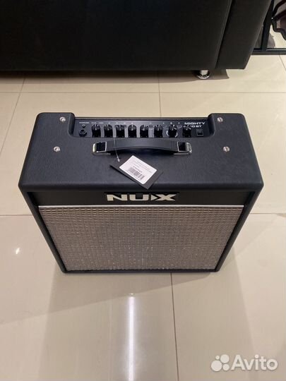 Комбоусилитель NUX Mighty 40