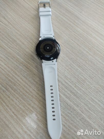 Смарт часы Samsung Galaxy Watch 4