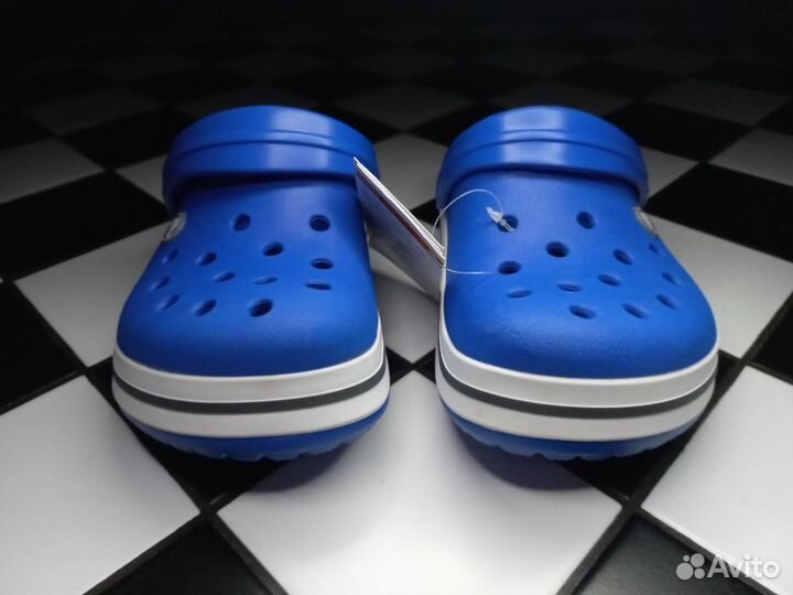 Бронь: Crocs Crocband J3 (34-35EUR) +9 джиббитсов