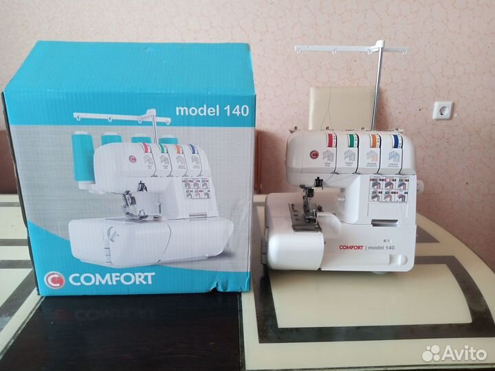 Швейная машинка оверлок