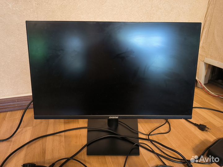 Монитор 24 дюйма,full hd,hdmi,матрица VA