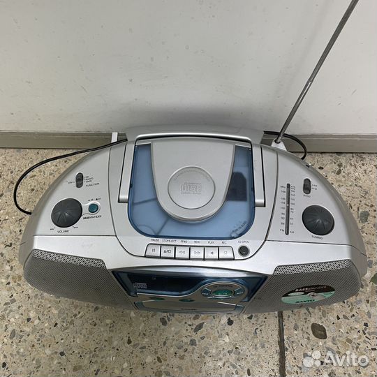 Магнитофон магнитола Sanyo ретро аудиотехника