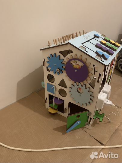 Фирменный бизиборд Я умею