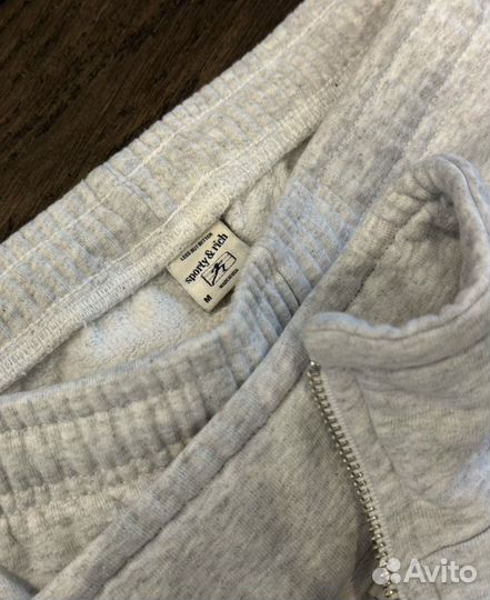 Sporty rich костюм