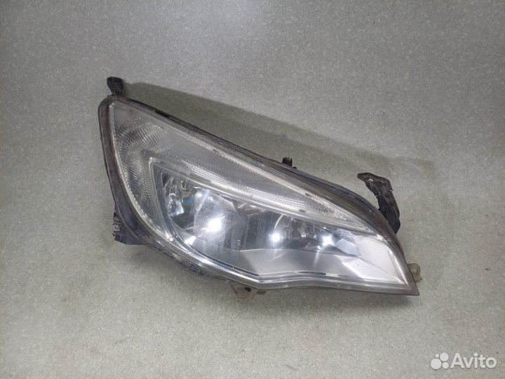Фара передняя правая Opel Astra J хэтч 1.6 A16XER