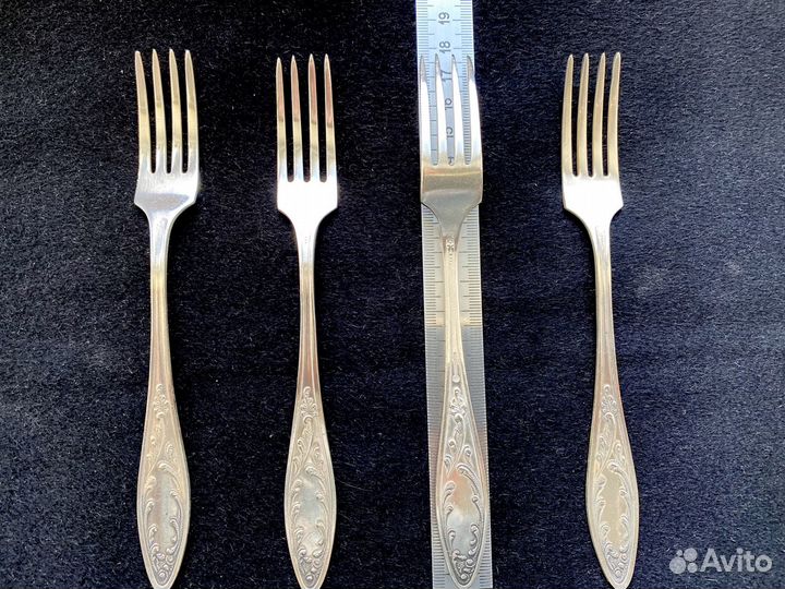 Мельхиоровые ножи, вилки и комплект приборов