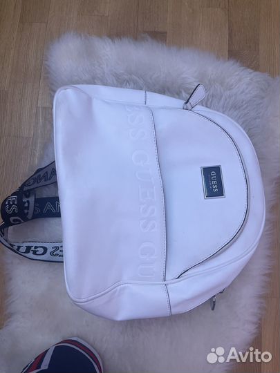 Рюкзак guess