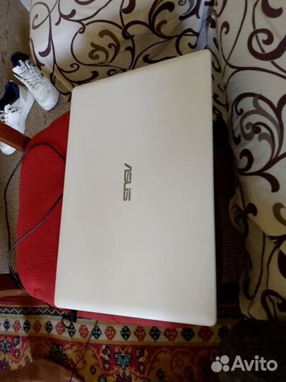 Ноутбук asus