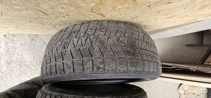 Bridgestone Blizzak DM-V1 235/55 R19 101R